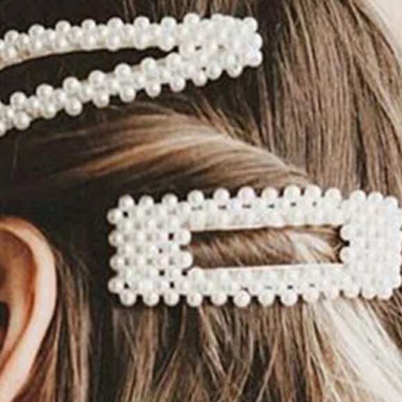3 Piece Pearl Hair clips - Picture 4 of 4